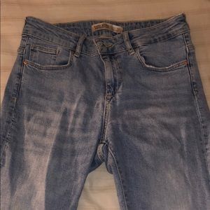 Light Washed Jean